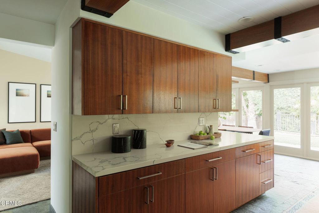 1395 El Mirador Drive