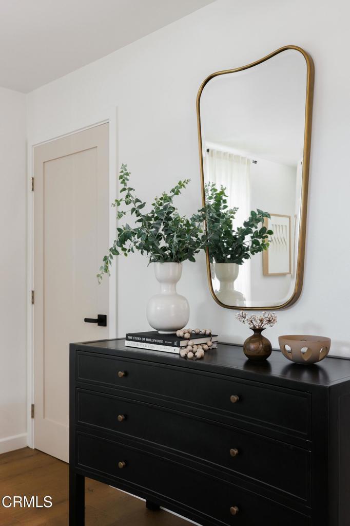 5227 Ventura Canyon Avenue