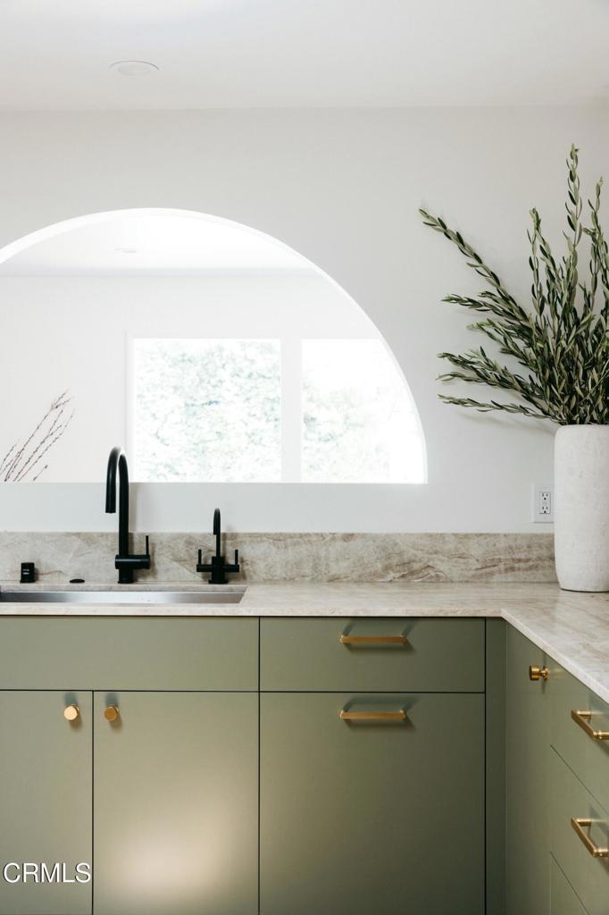 5227 Ventura Canyon Avenue