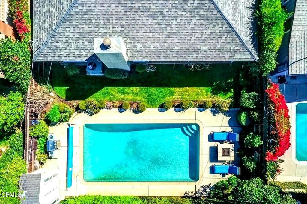 5227 Ventura Canyon Avenue