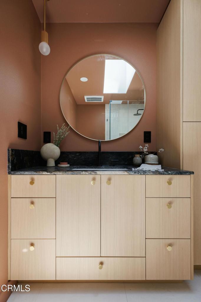 5227 Ventura Canyon Avenue