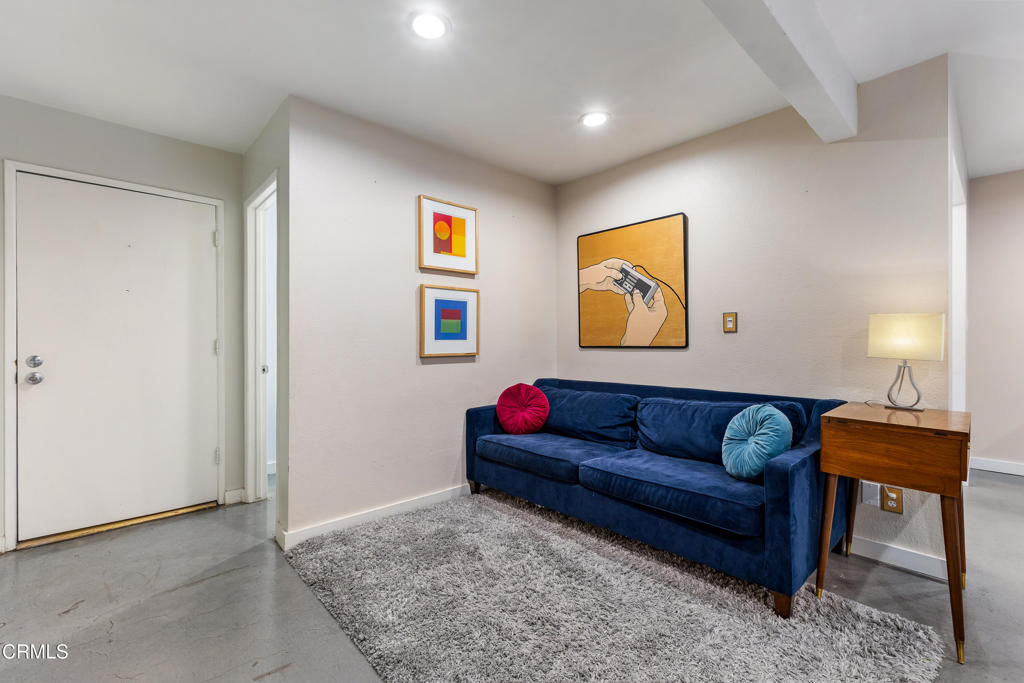 11912 Riverside Drive 20