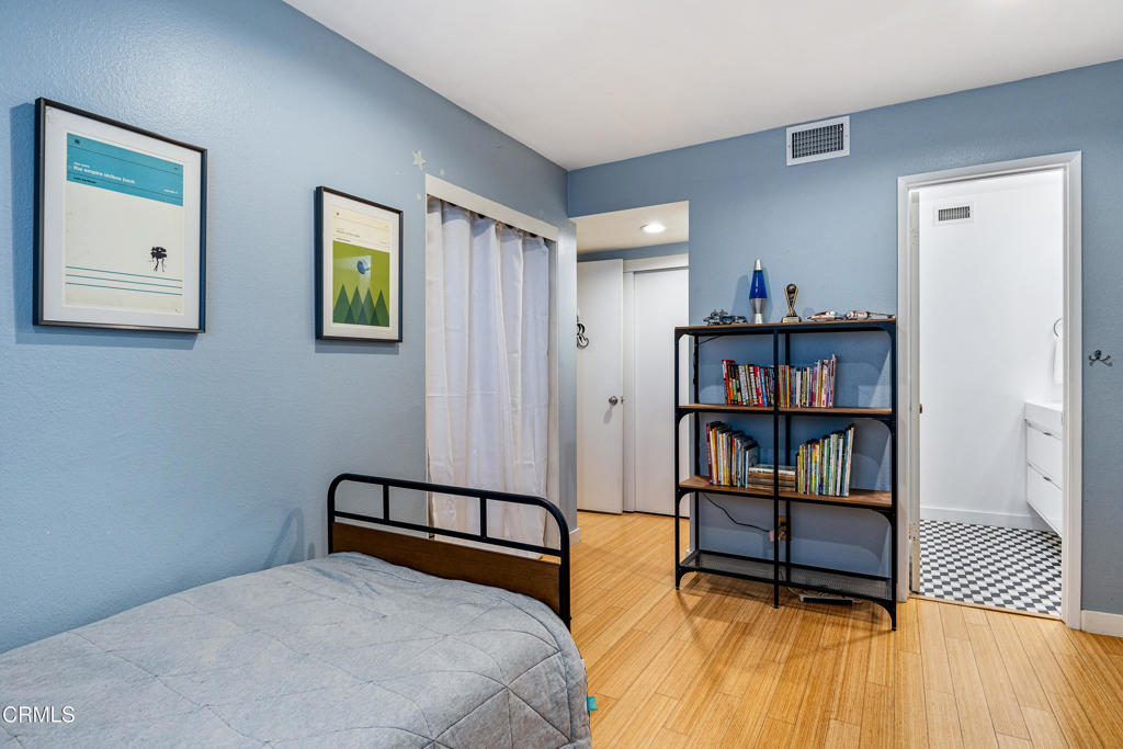 11912 Riverside Drive 20