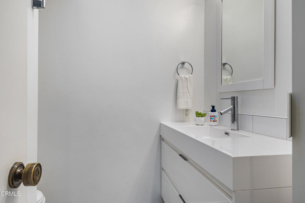 11912 Riverside Drive 20