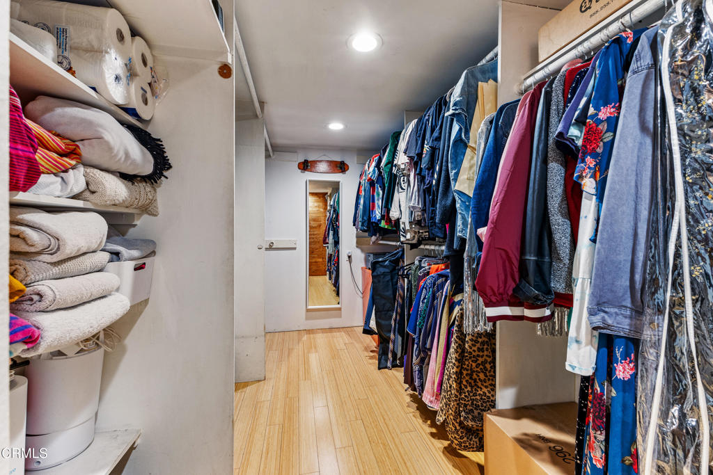 11912 Riverside Drive 20