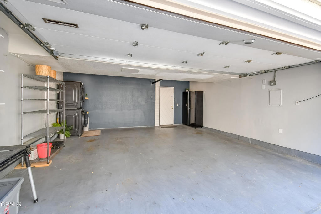 444 S Los Robles Avenue 4