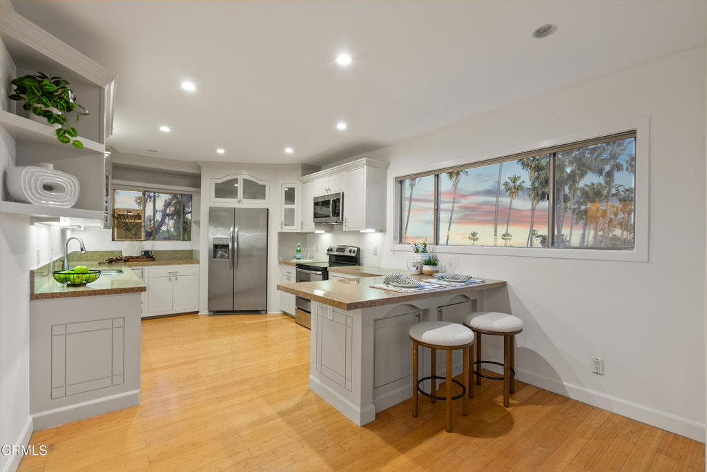 7560 Hollywood Boulevard 409