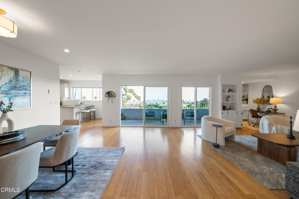 7560 Hollywood Boulevard 409