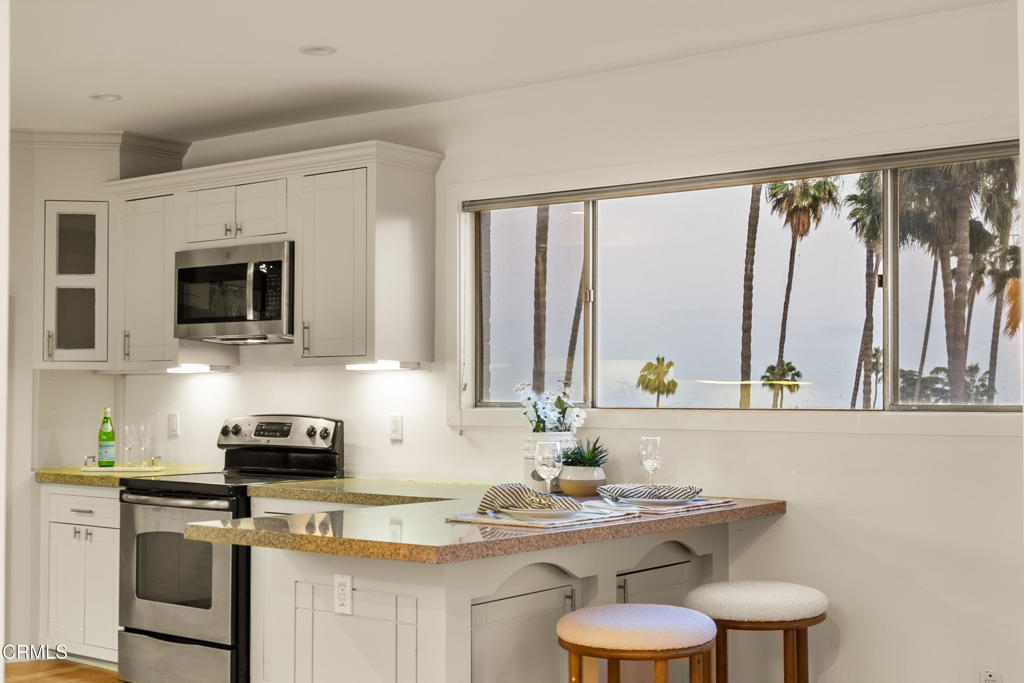 7560 Hollywood Boulevard 409