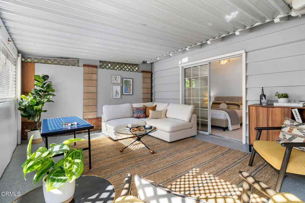 525 N Michillinda Avenue