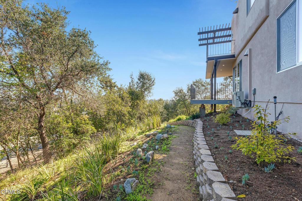 1685 Poppy Peak Drive