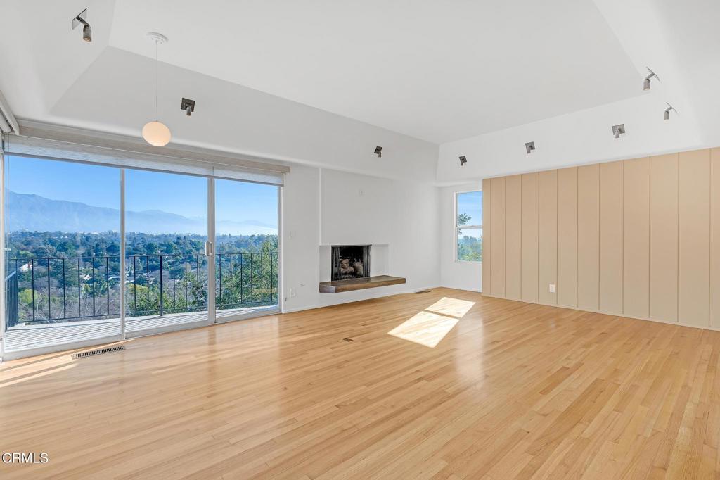 1685 Poppy Peak Drive