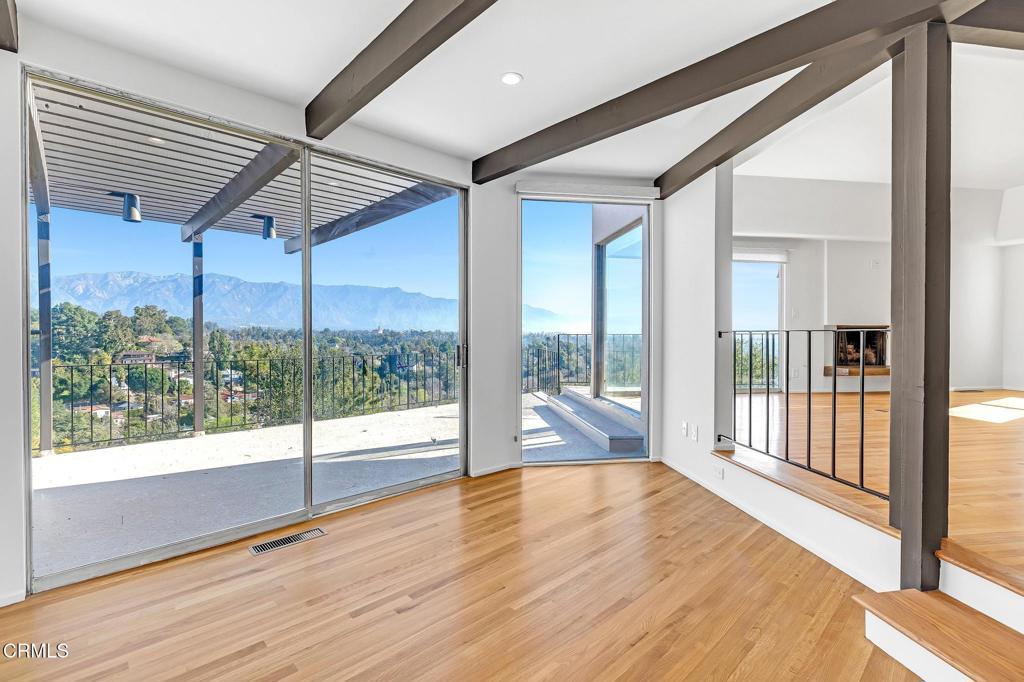 1685 Poppy Peak Drive