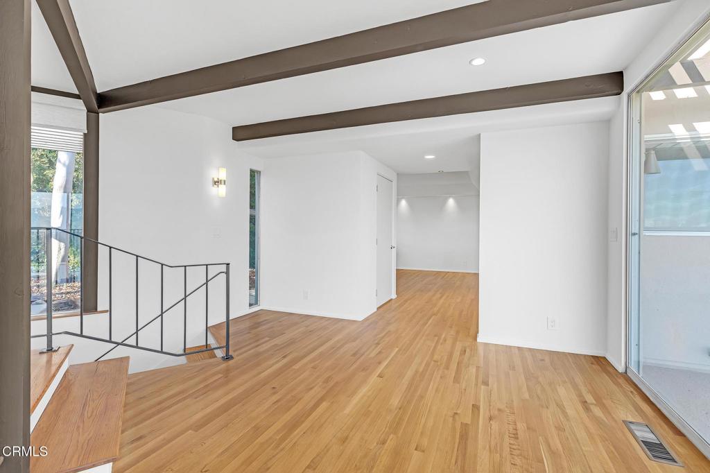 1685 Poppy Peak Drive