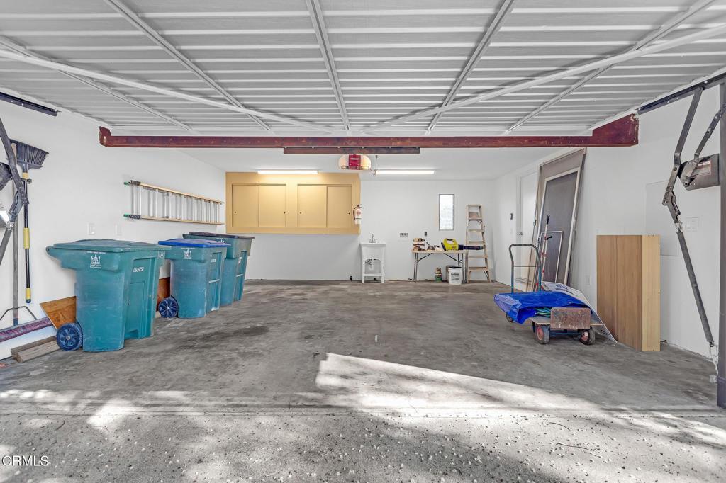 1685 Poppy Peak Drive