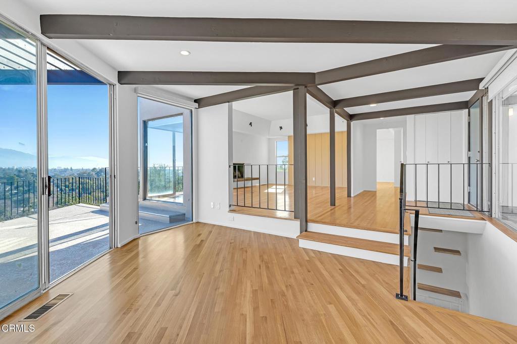 1685 Poppy Peak Drive