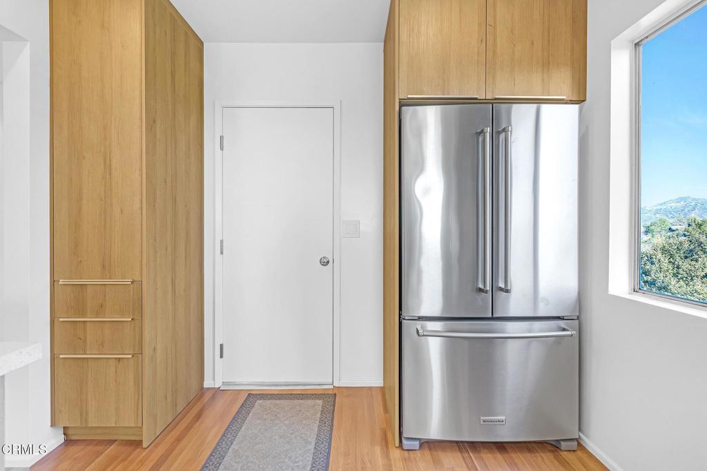 1685 Poppy Peak Drive