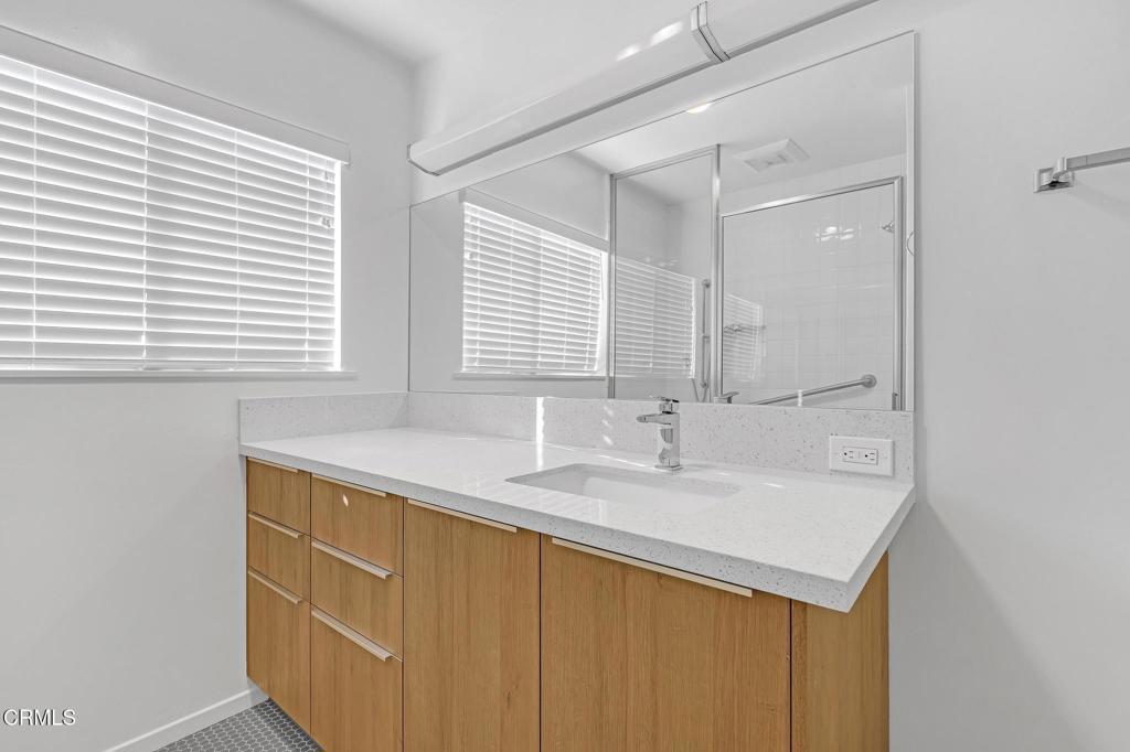 1685 Poppy Peak Drive