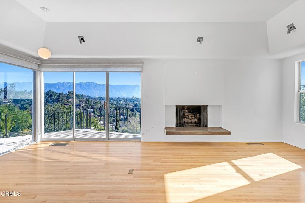 1685 Poppy Peak Drive