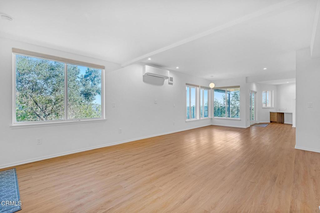 1685 Poppy Peak Drive