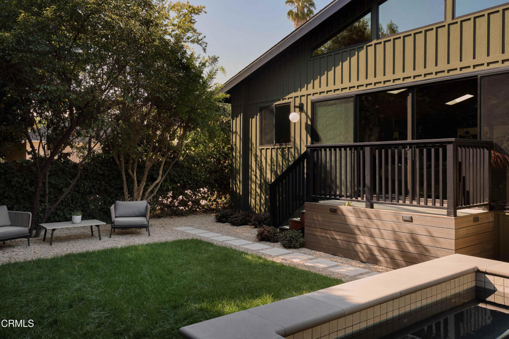 12406 La Maida St Street