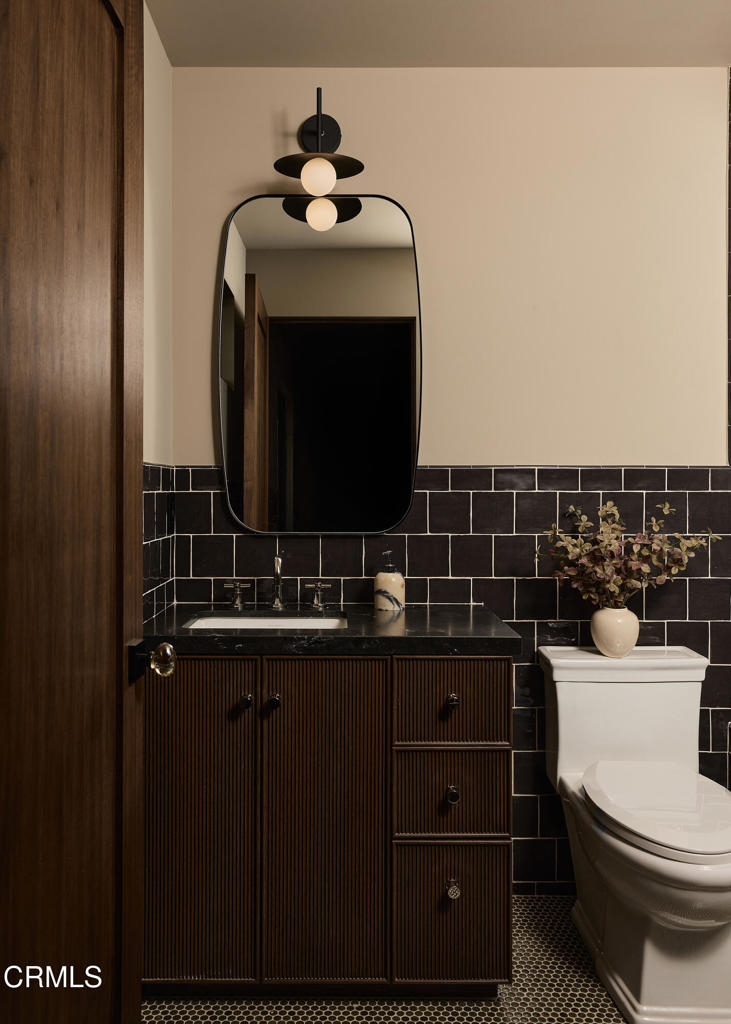 12406 La Maida St Street