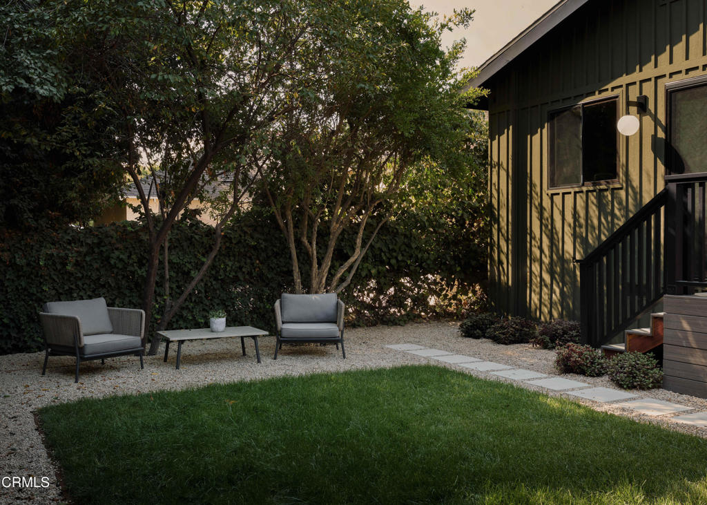 12406 La Maida St Street