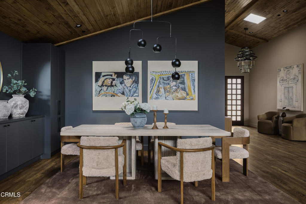 12406 La Maida St Street