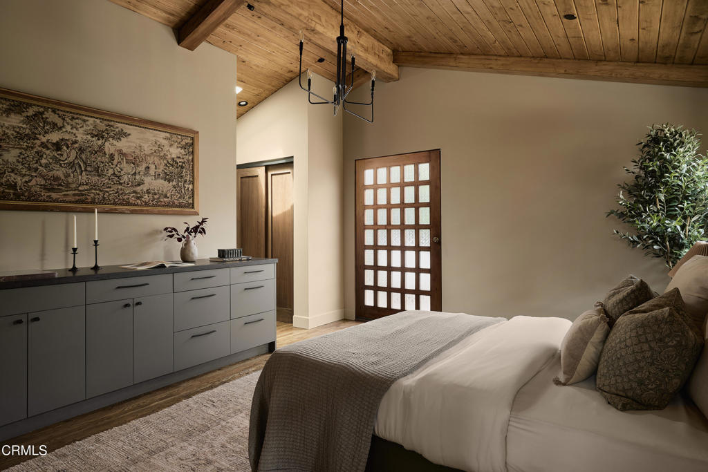 12406 La Maida St Street