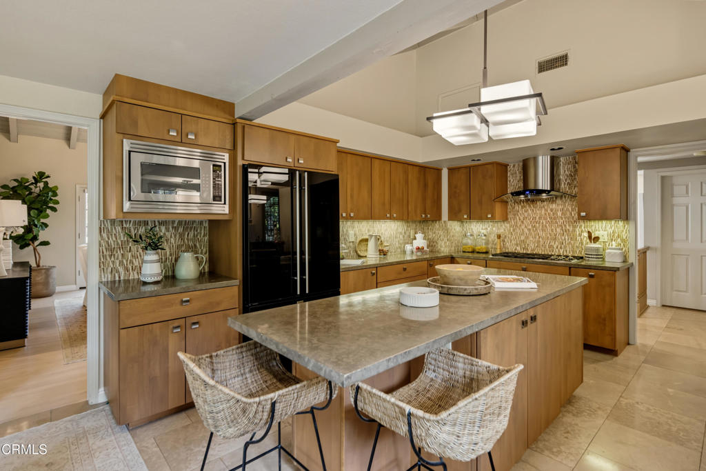 1056 Pine Oak Lane