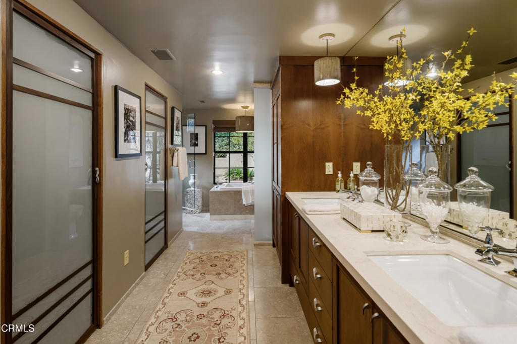 1056 Pine Oak Lane