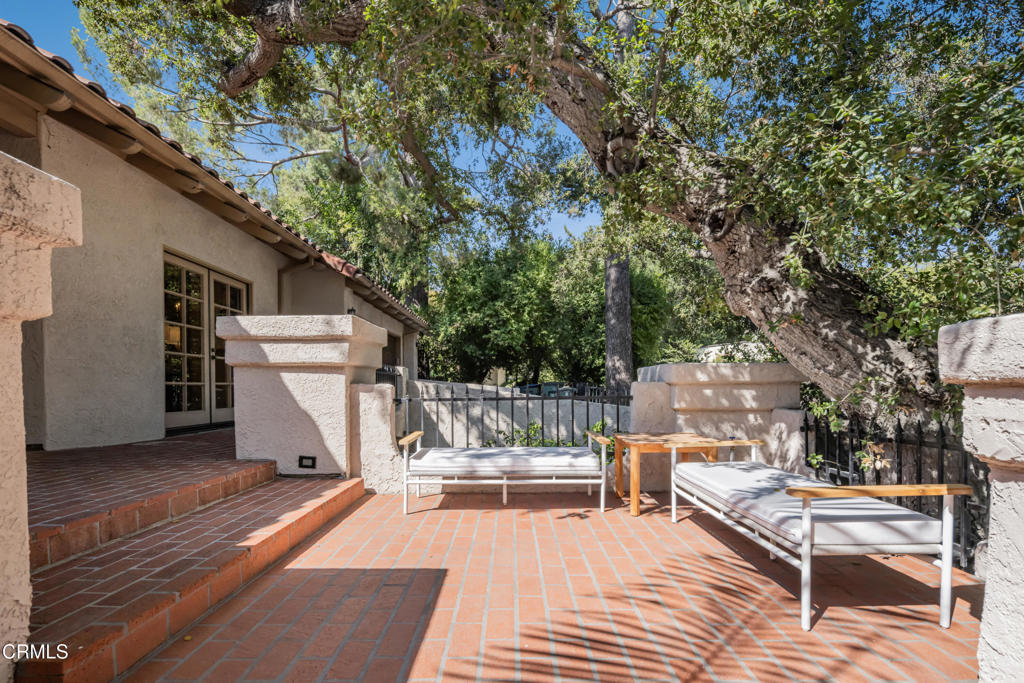 1056 Pine Oak Lane