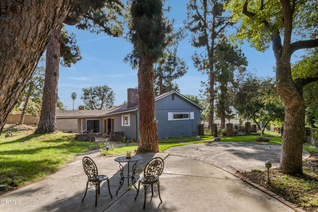 3289 Fairpoint Street