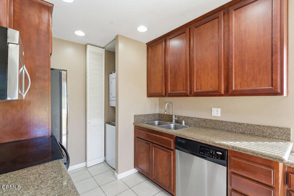 1912 Diamond Street 4