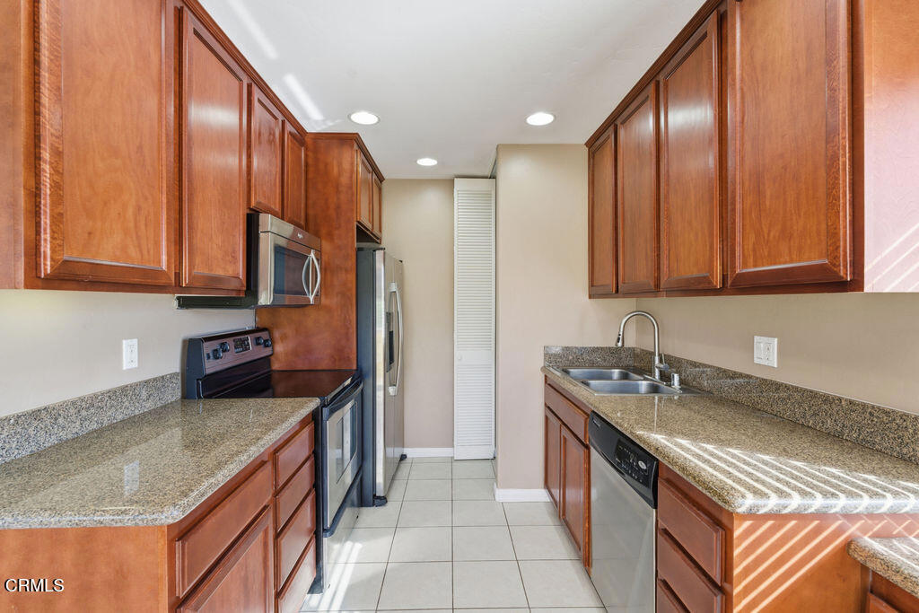 1912 Diamond Street 4