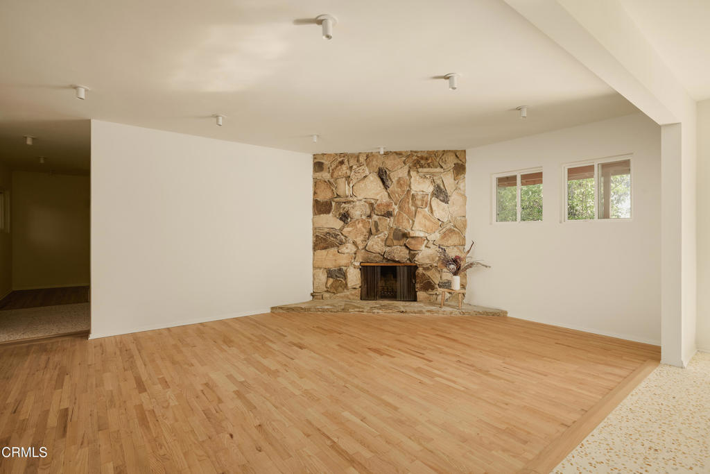 6002 Springvale Drive