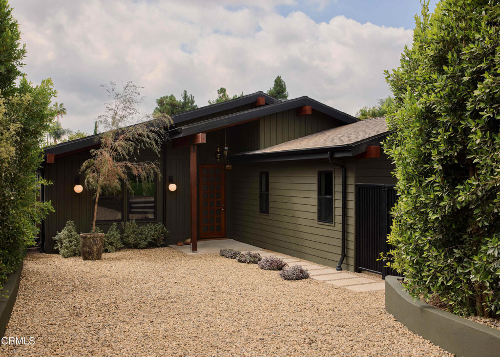 12406 La Maida Street