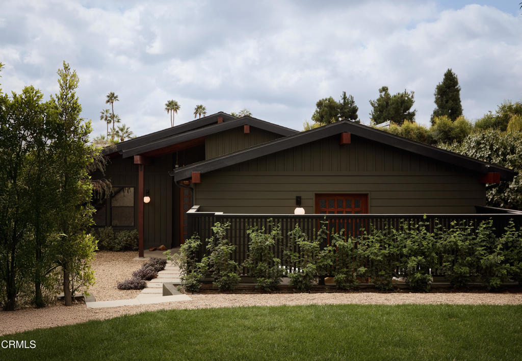 12406 La Maida Street