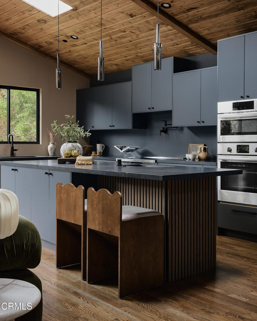 12406 La Maida Street