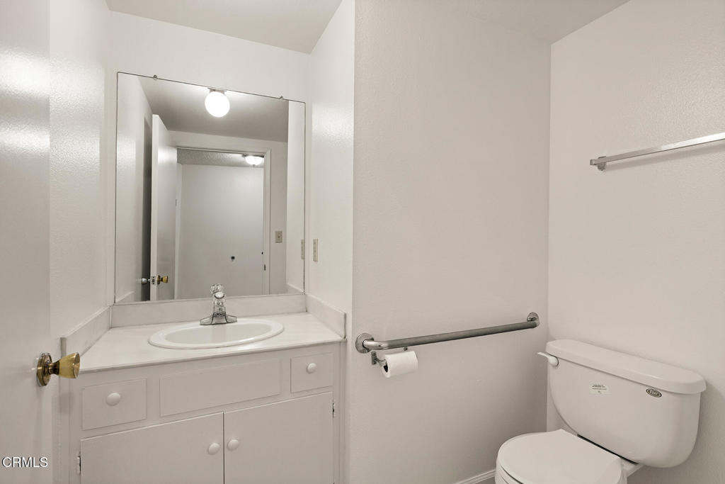 213 S Chandler Avenue C