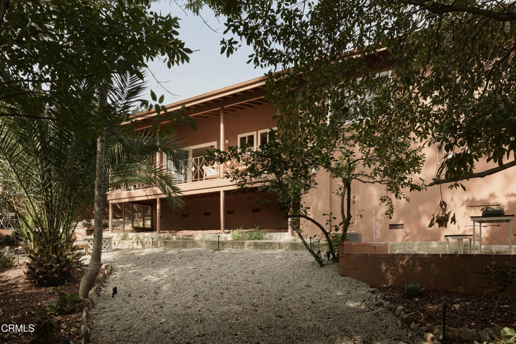 6002 Springvale Drive