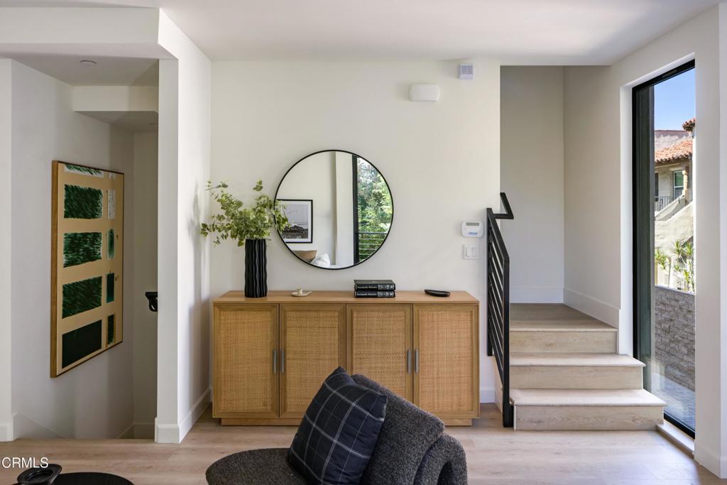 506 N Sycamore Avenue