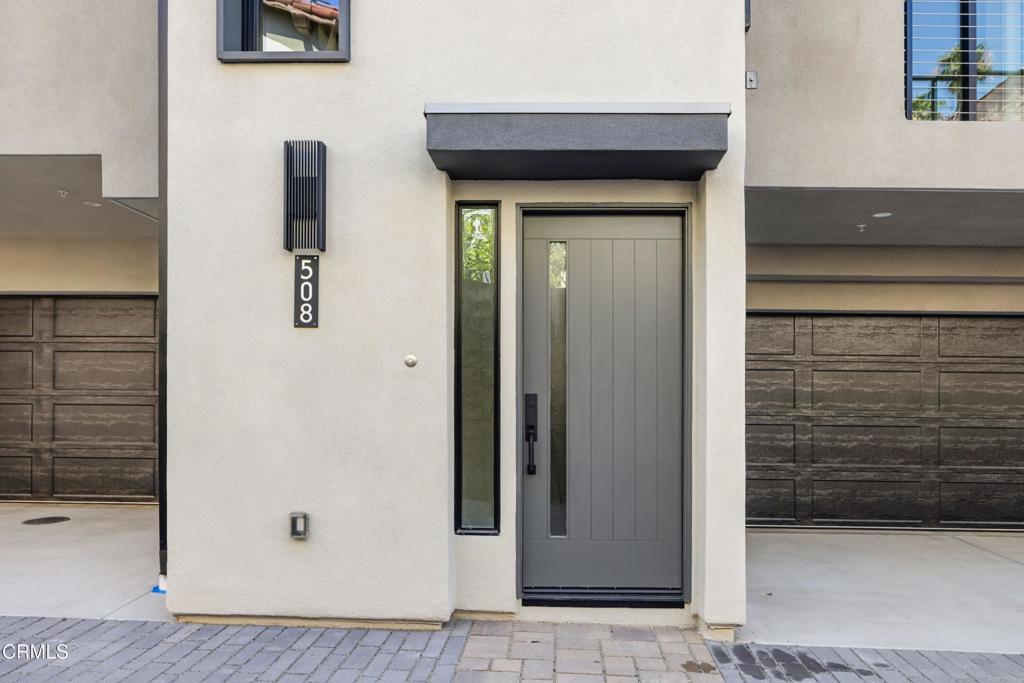 508 N Sycamore Avenue