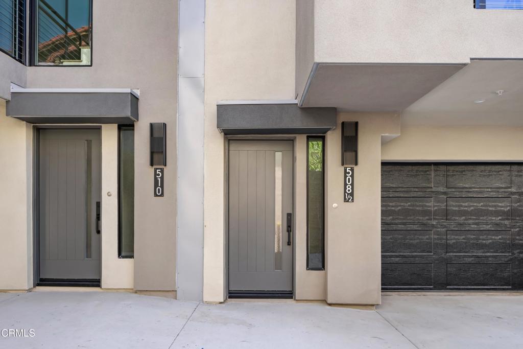 508 1/2 N Sycamore Avenue