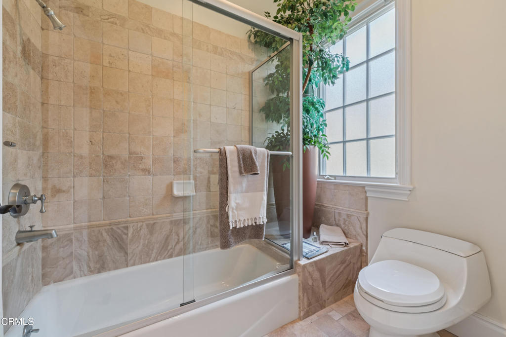 600 S Orange Grove Boulevard 5