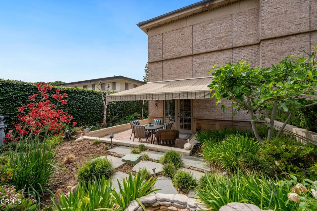 600 S Orange Grove Boulevard 5