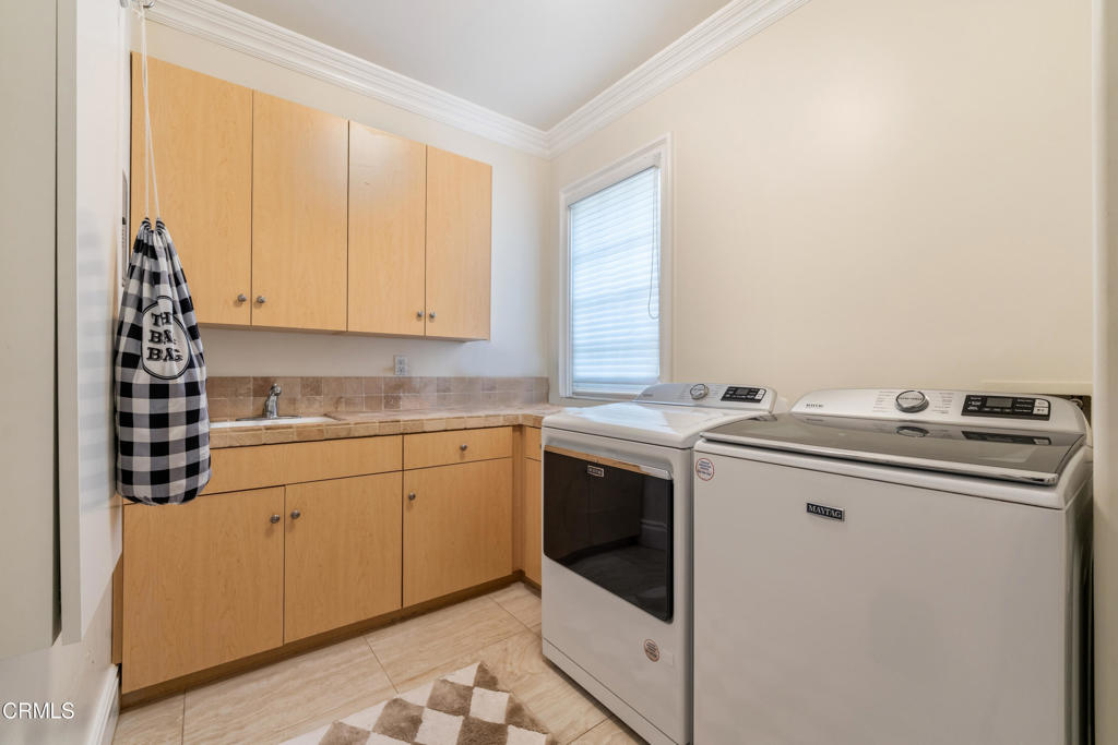 600 S Orange Grove Boulevard 5