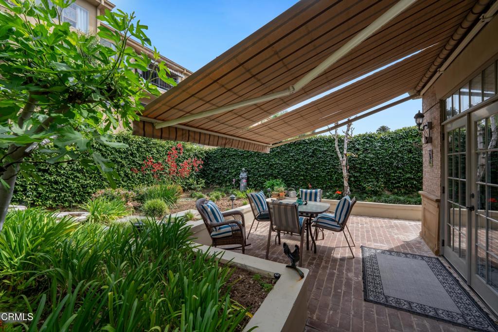 600 S Orange Grove Boulevard 5