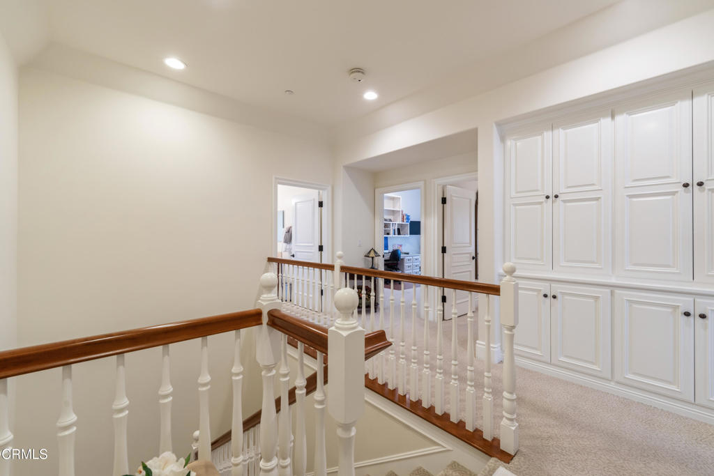 600 S Orange Grove Boulevard 5