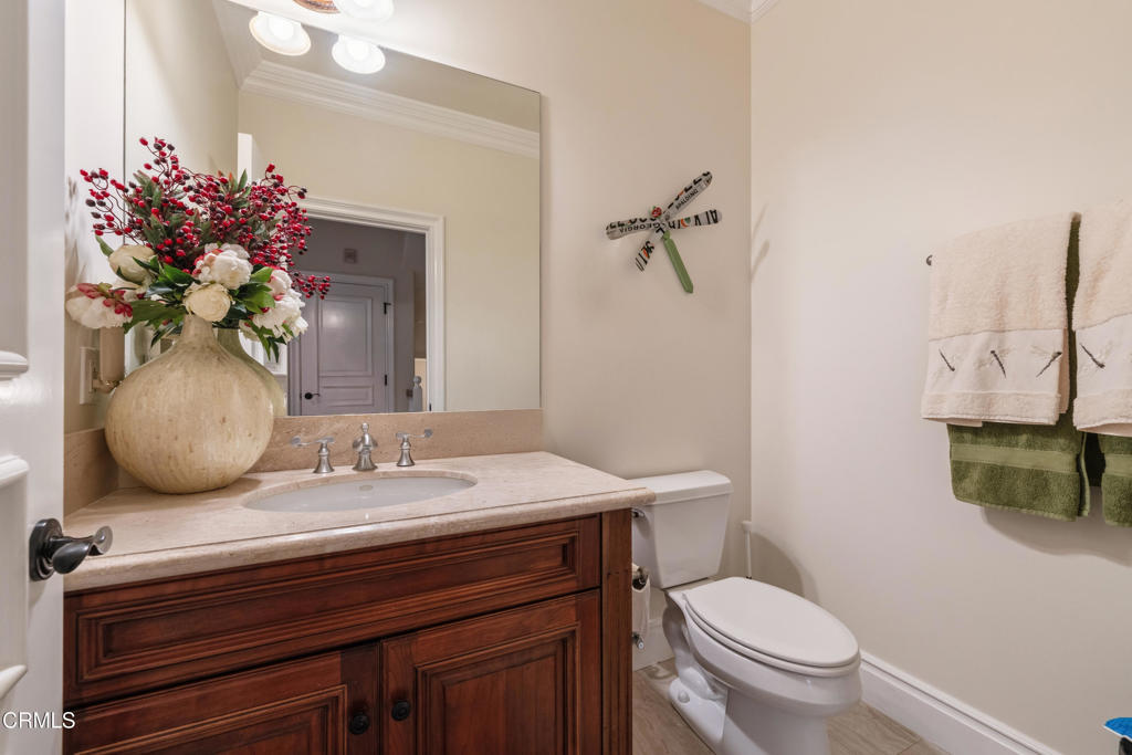 600 S Orange Grove Boulevard 5